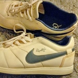 Nike Air Ronaldinho Leather Cream & Blue Striped - Great Condition